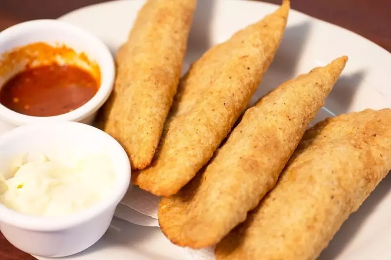 ¿Ya probaste nuestras empanadas? Pídelas de lo que quieras, camarón, queso tiptop, queso de bola, mixtas... ¡Te van a encantar! 😋