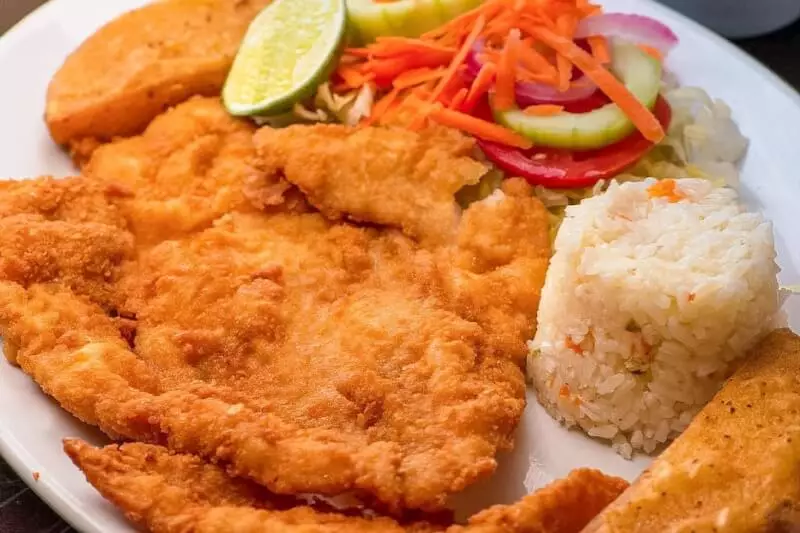 Nada mejor que comenzar la semana con un delicioso Filete de Pescado Empanizado, un platillo clásico y favorito de muchos clientes 😊
​
✅ ​Haz click en el enlace de nuestro perfil para conocer el menú, ubicación, teléfonos y horarios.